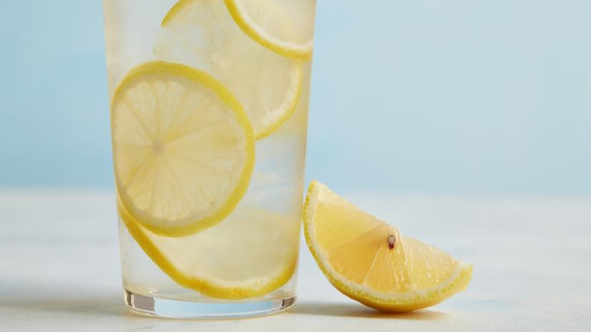 Допомагає лимон і в боротьбі з проблемами зі шкірою - фото 1
