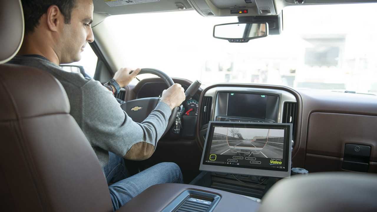 Технологія дозволяє бачити ситуацію на дорозі - фото 1