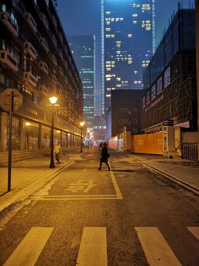 З'явилися перші фото, зроблені на камеру смартфона Honor View 20 - фото 299954