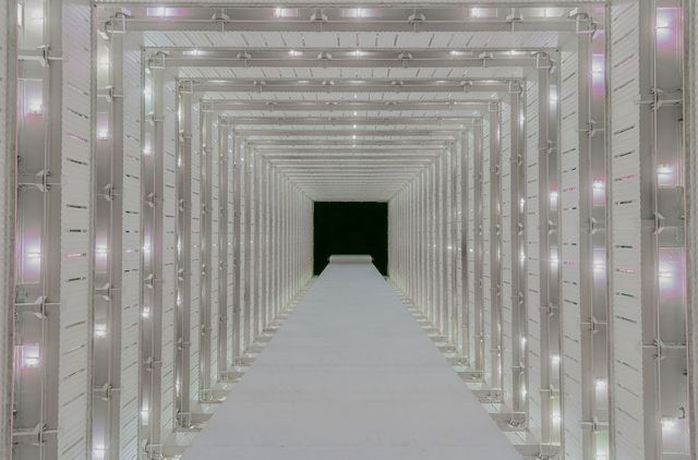 Без вільного простору: справжнє життя у Гонконзі у фото - фото 300085