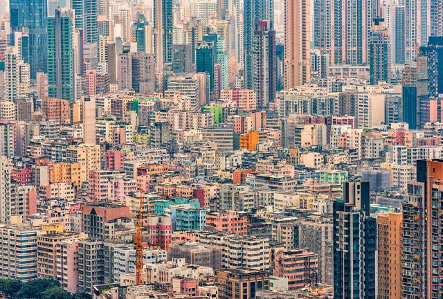 Без вільного простору: справжнє життя у Гонконзі у фото - фото 300100