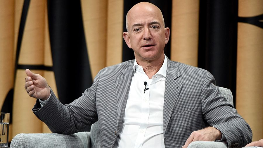 Стало відомо, як виглядає коханка найбагатшого чоловіка планети