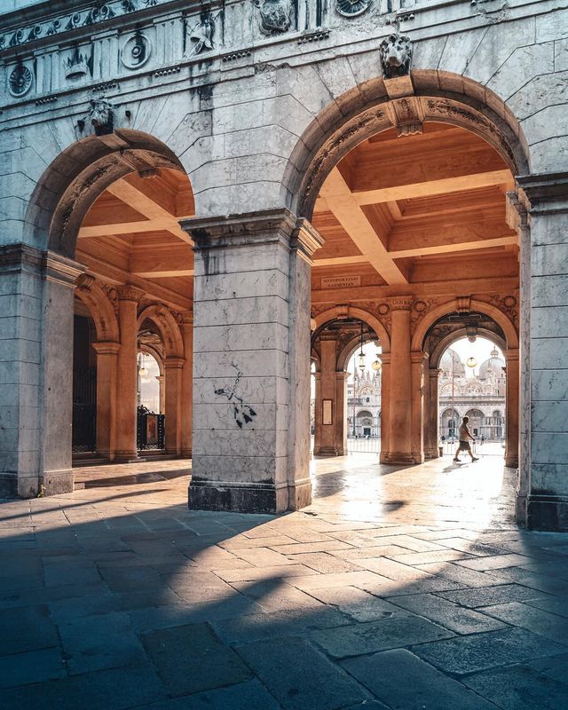 Вуличні фото Венеції, які надихають мандрувати: яскраві кадри - фото 300593