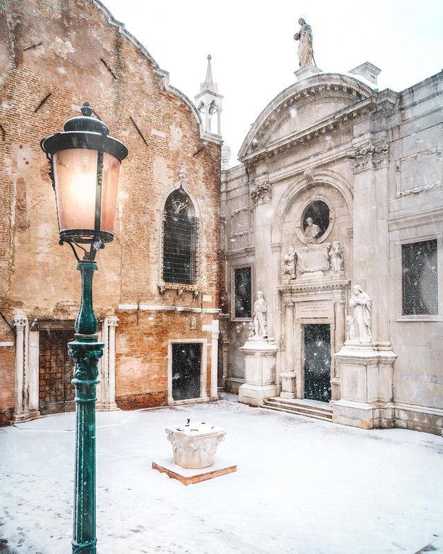 Вуличні фото Венеції, які надихають мандрувати: яскраві кадри - фото 300605