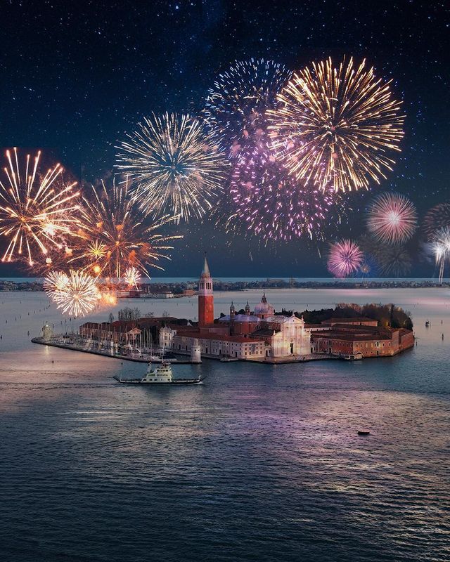 Вуличні фото Венеції, які надихають мандрувати: яскраві кадри - фото 300607