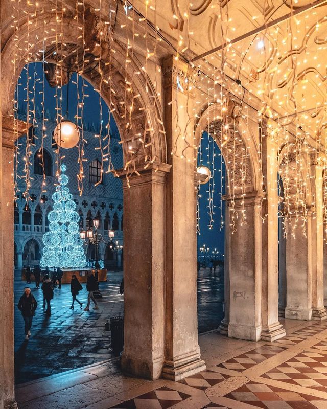 Вуличні фото Венеції, які надихають мандрувати: яскраві кадри - фото 300608