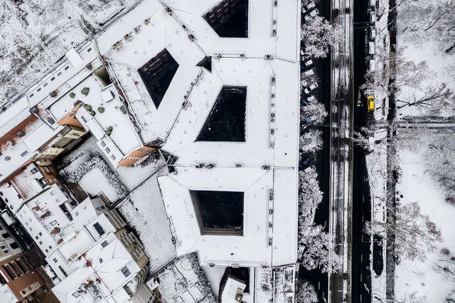 Засніжений Будапешт з висоти пташиного польоту: атмосферні фото - фото 300665