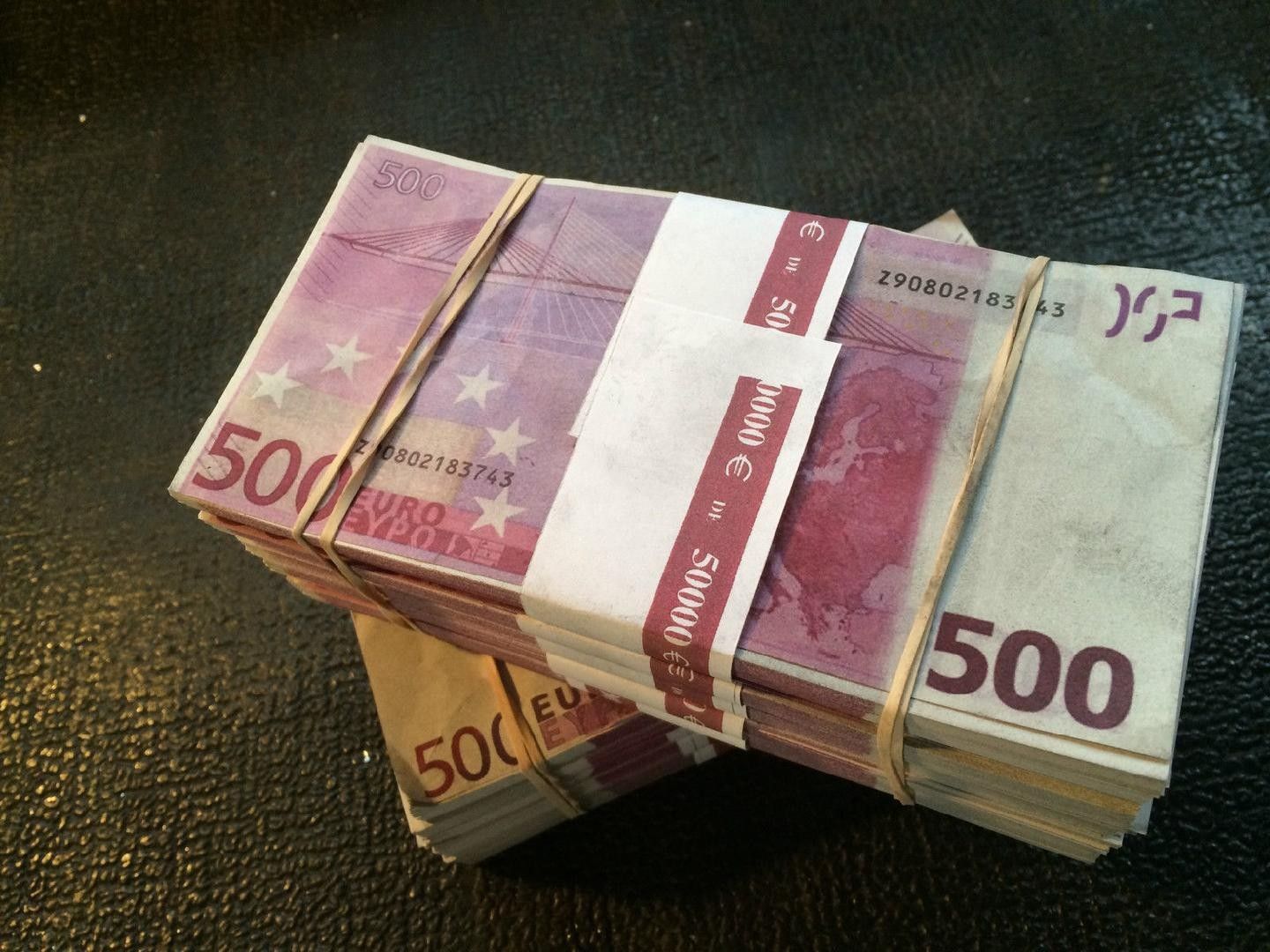 У Європі зникнуть купюри номіналом 500 євро, і ось чому