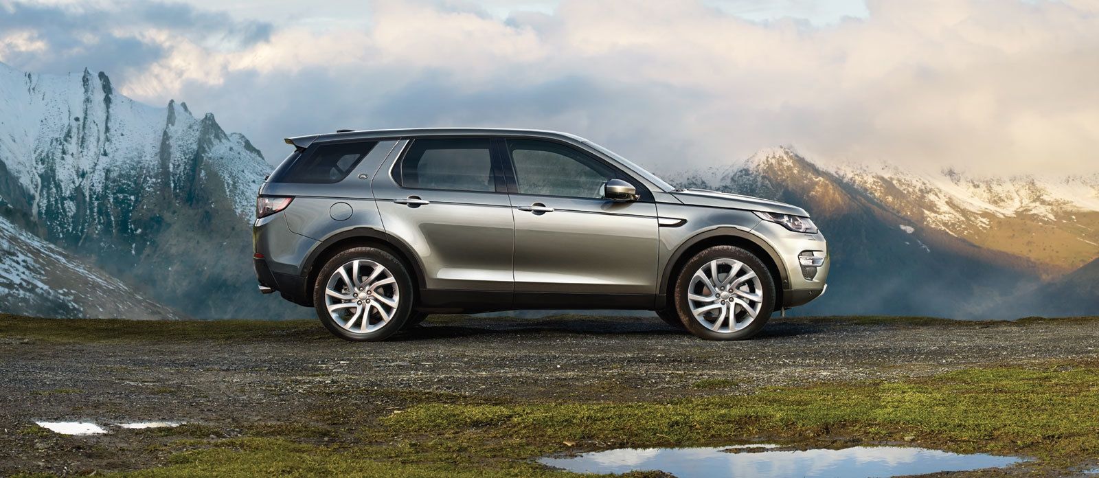 Автомобілі Land Rover тестують в жорстких умовах - фото 1