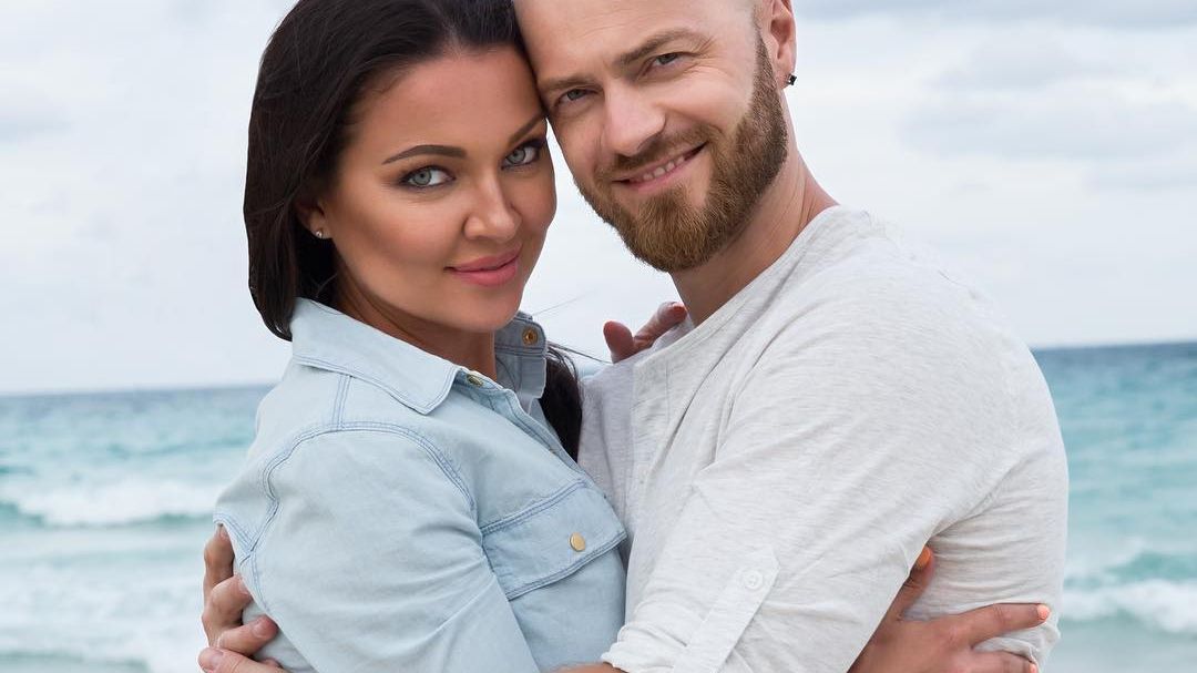 Влад Яма показав знімки романтичного відпочинку