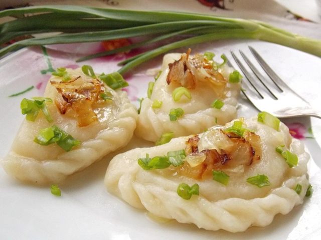 18 січня подають до столу пісні страви - фото 300934