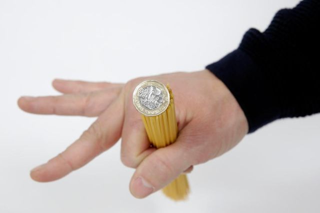 Скільки має бути спагеті у вашій тарілці - фото 301491