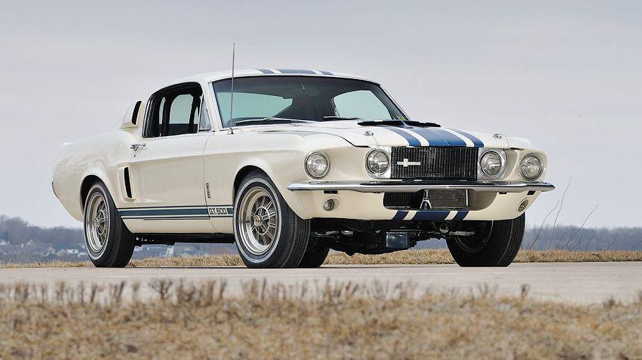 Авто продали за 2,2 мільйона доларів США - фото 1