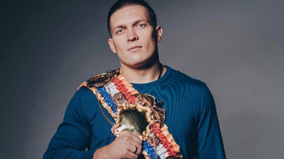 Український чемпіон Олександр Усик - фото 1