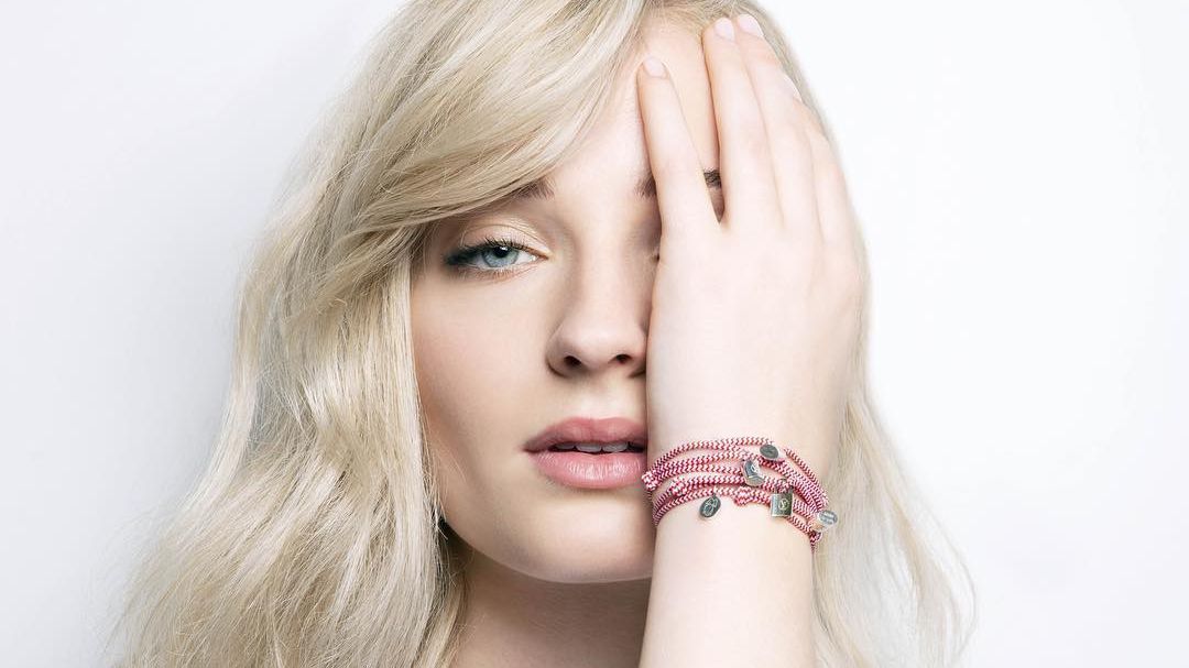 Зірка Гри престолів вразила новим образом