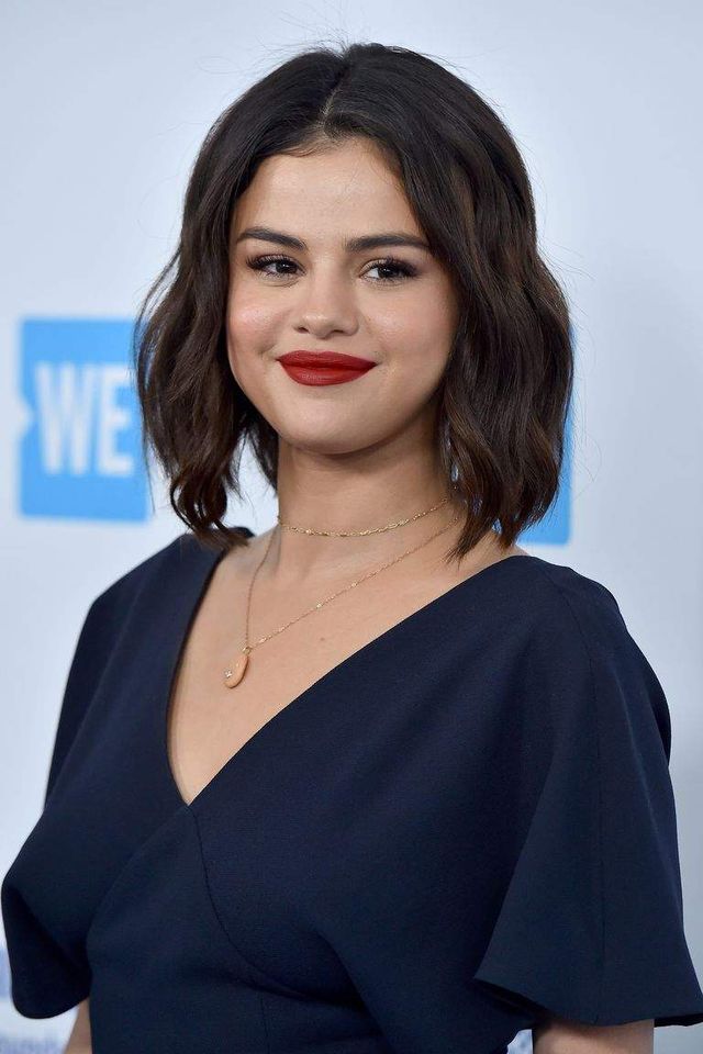 Ці стрижки найкраще підійдуть дівчатам із круглим обличчям - фото 301985