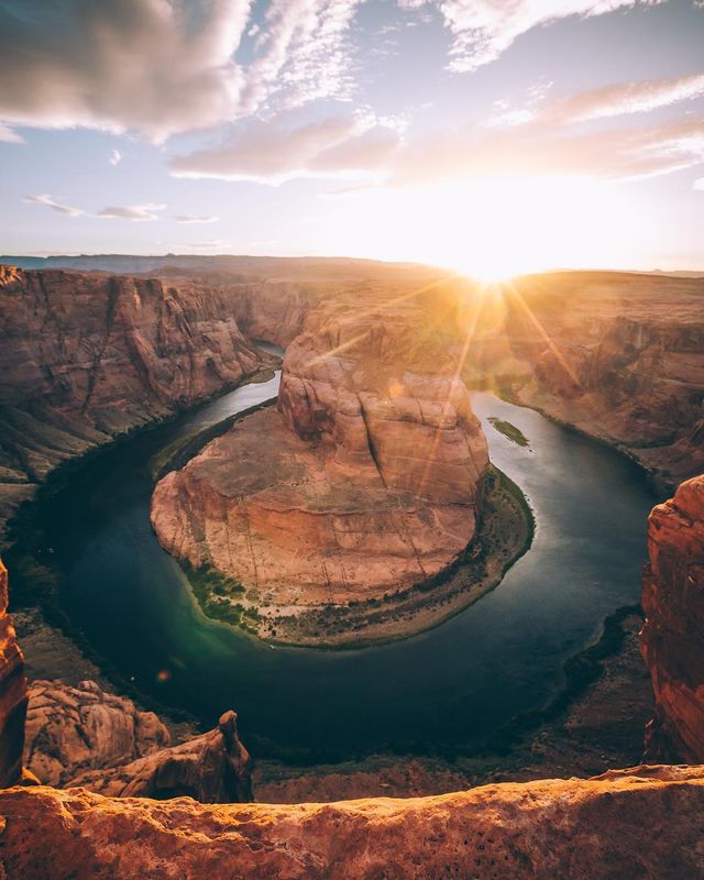 Яскраві подорожі світом від Мері Квінсі: ефектні фото - фото 302088