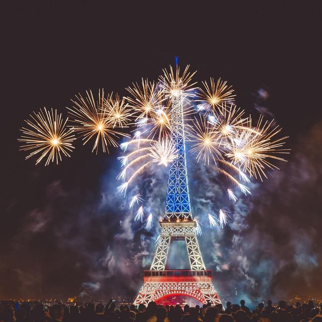 Яскраві подорожі світом від Мері Квінсі: ефектні фото - фото 302094