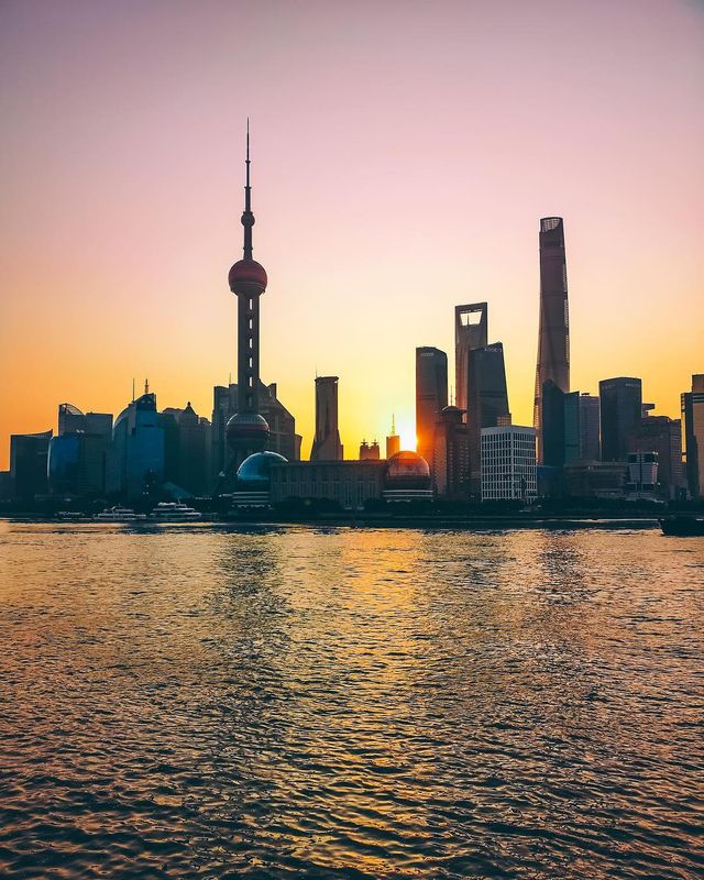 Яскраві подорожі світом від Мері Квінсі: ефектні фото - фото 302099