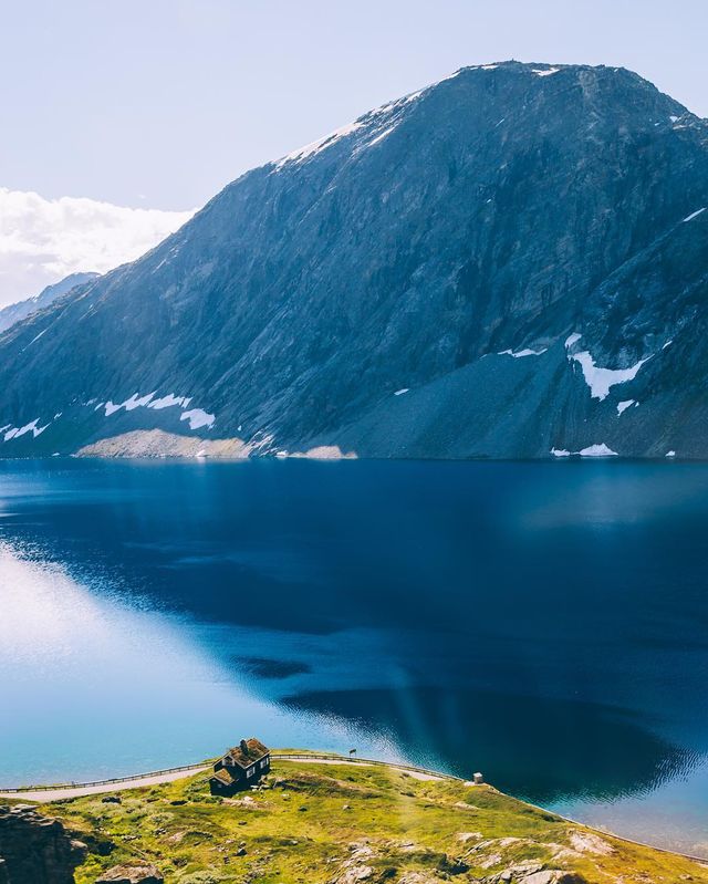 Яскраві подорожі світом від Мері Квінсі: ефектні фото - фото 302103