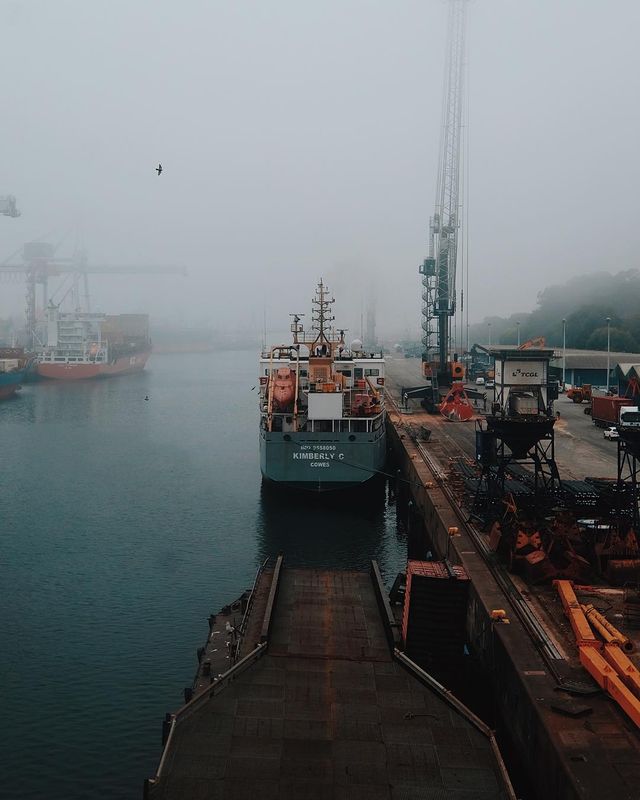 Життя на кораблі: будні моряків у захопливих фото - фото 302175