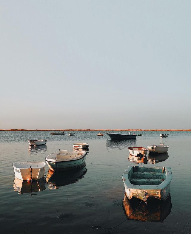 Життя на кораблі: будні моряків у захопливих фото - фото 302182