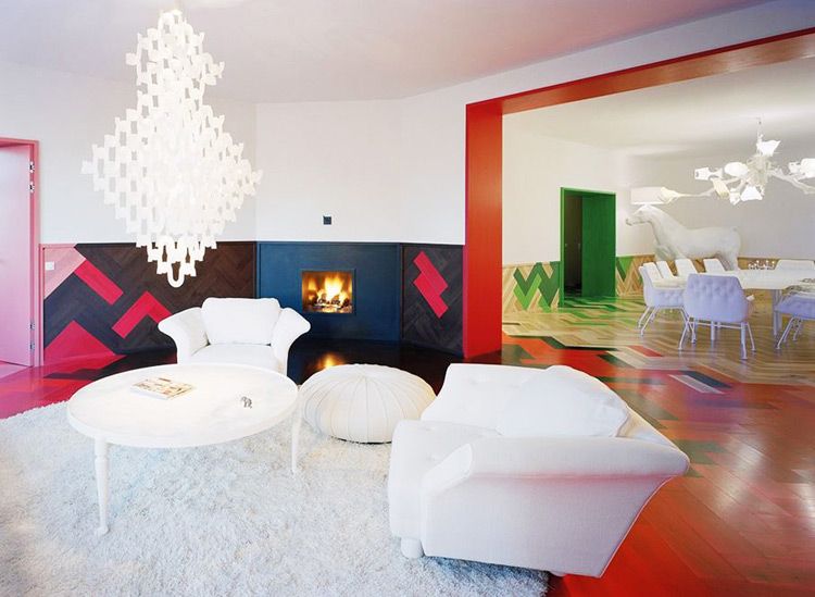 Архітектори створили незвичайну квартиру в Стокгольмі: яскраві фото