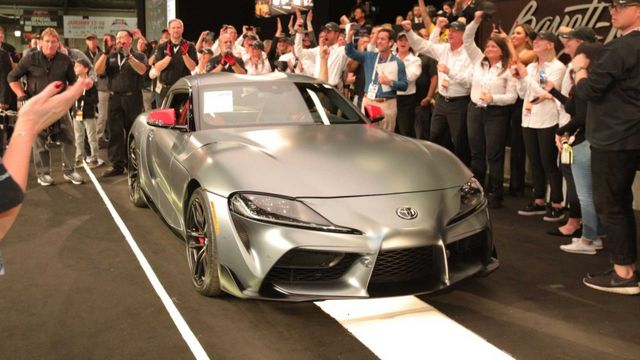 Нову Toyota Supra продали на аукціоні - фото 302513
