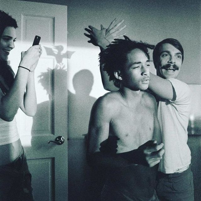 Ментальний близнюк Кендалл Дженнер дивує мережу: епічні фото - фото 302541