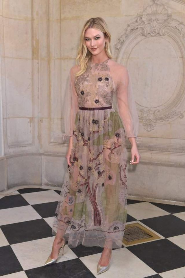 Christian Dior влаштував грандіозний показ: яскраві фото - фото 302833