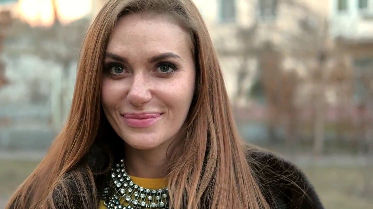 Слава Камінська похизувалася витонченою фігурою в спокусливому купальнику