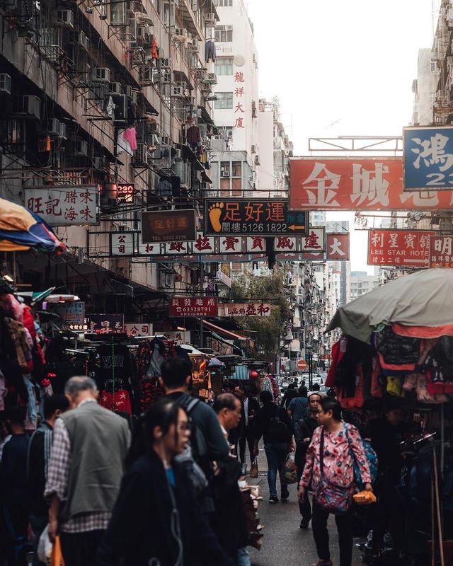 Вуличні фото міст світу від Райана Мамби: захопливі кадри - фото 302963