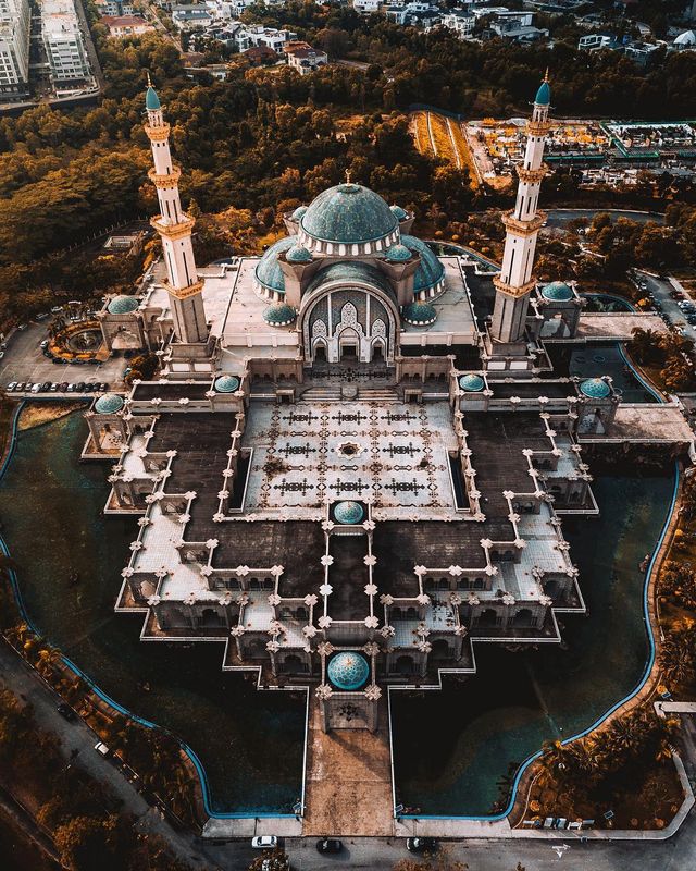 Вуличні фото міст світу від Райана Мамби: захопливі кадри - фото 302980