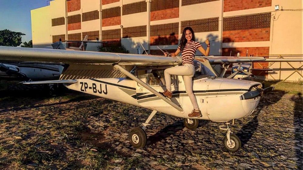 Чарівна льотчиця з Парагваю - фото 1