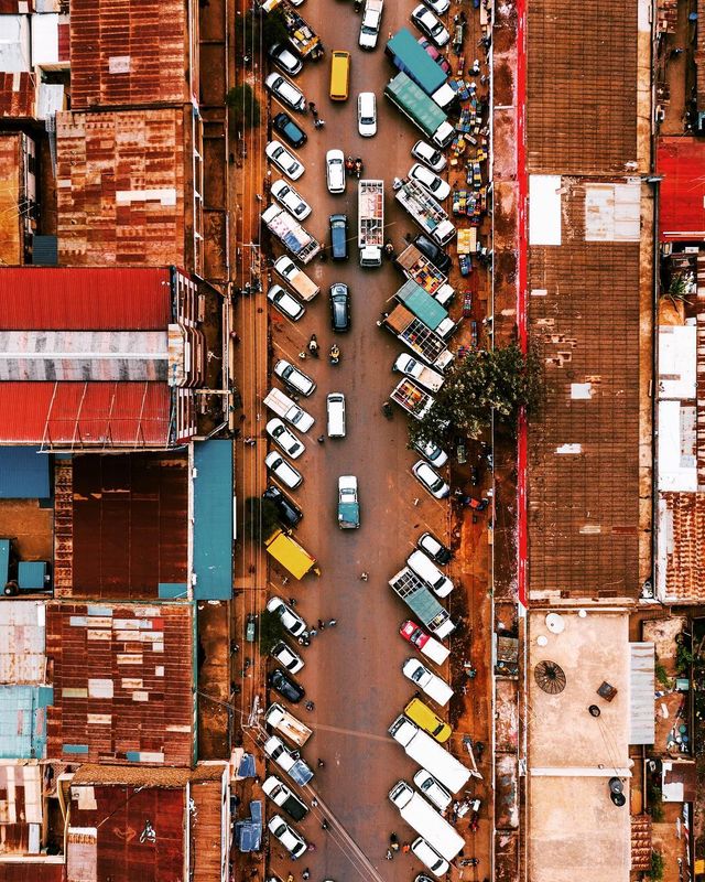 Кенія з висоти пташиного польоту: ефектні фото - фото 303273