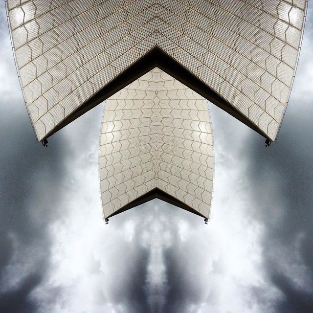 Француз перетворює будівлі у космічні кораблі: фото - фото 303834