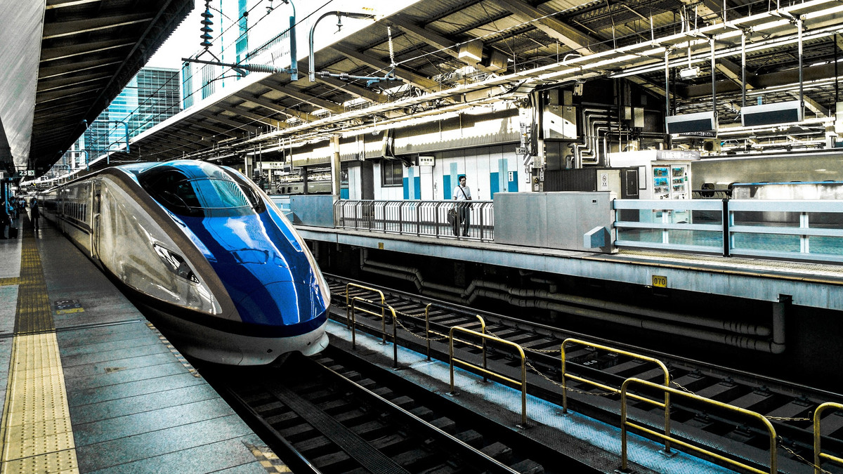У японських поїздах будуть вікна з AR - фото 1