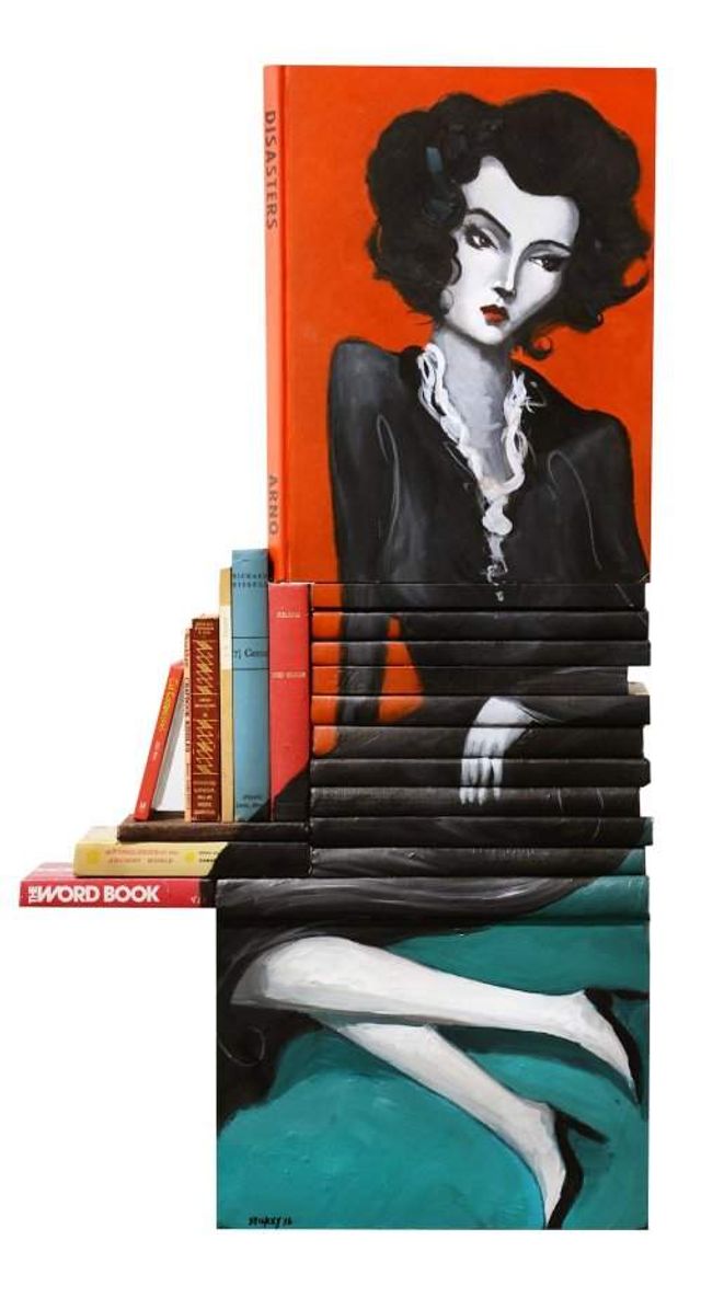 Старі книги перетворили на оригінальні скульптури: крута ідея - фото 303997