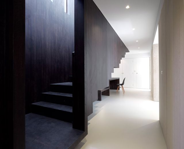 Сучасна готика: як виглядає житловий будинок у покинутій лондонській каплиці - фото 304105