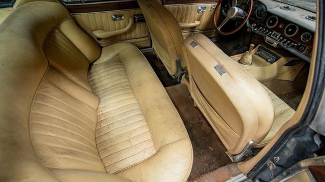 Maserati простояв 40 років в гаражі і тепер буде проданий на eBay - фото 304157