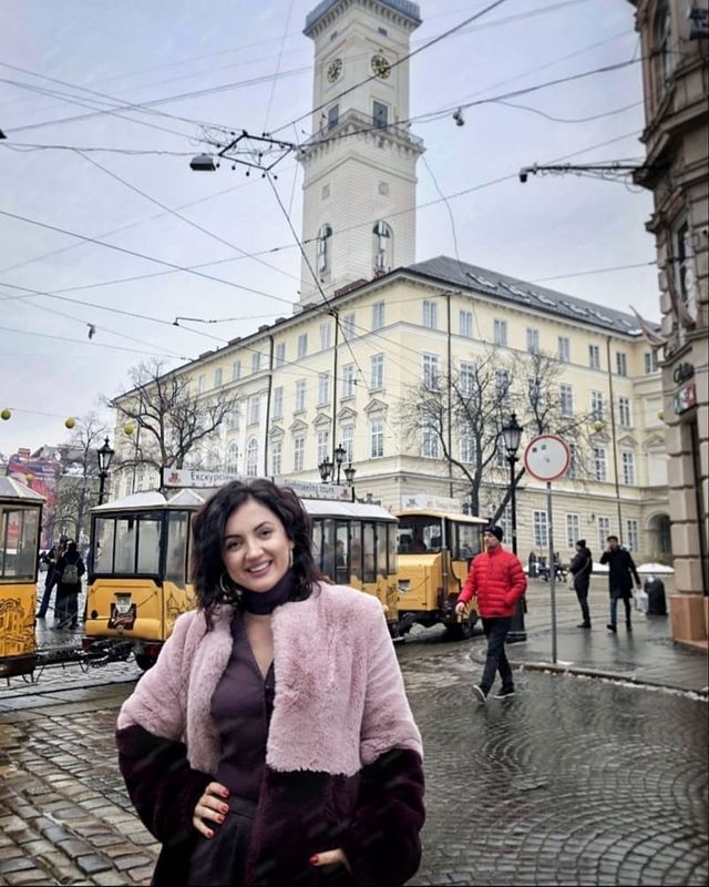 Оля Цибульська гастролювала у місті королів і старовинних легенд - фото 304775