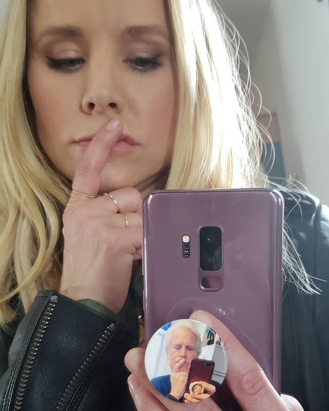 Крістен Белл поділилася смішним селфі - фото 304776