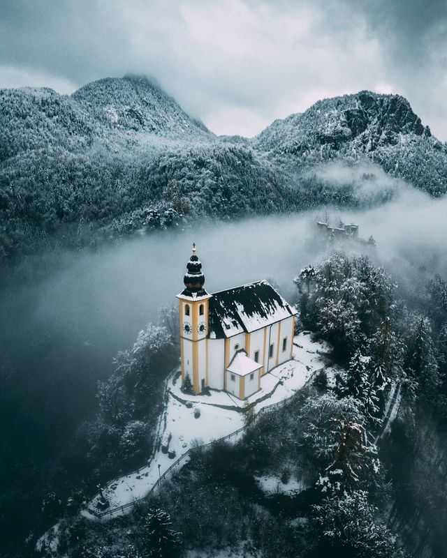 Як виглядає Австрія взимку: атмосферні фото - фото 304891