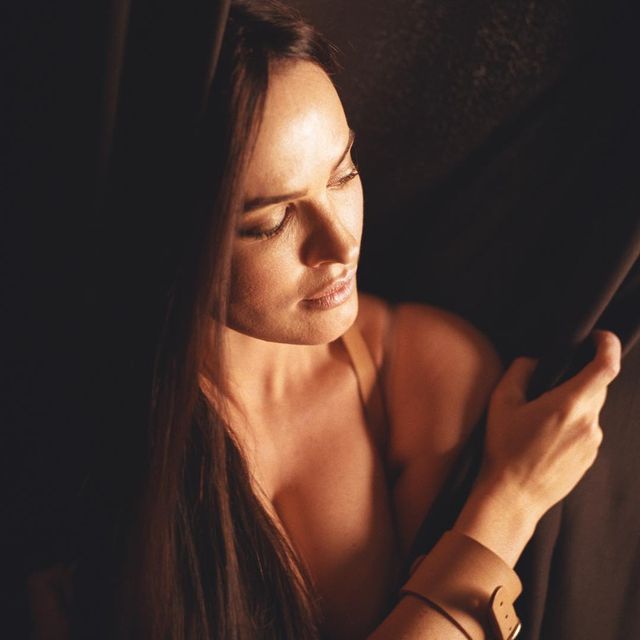 Дуже спокусливо: Даша Астаф'єва розбурхала мережу інтимними знімками - фото 304928