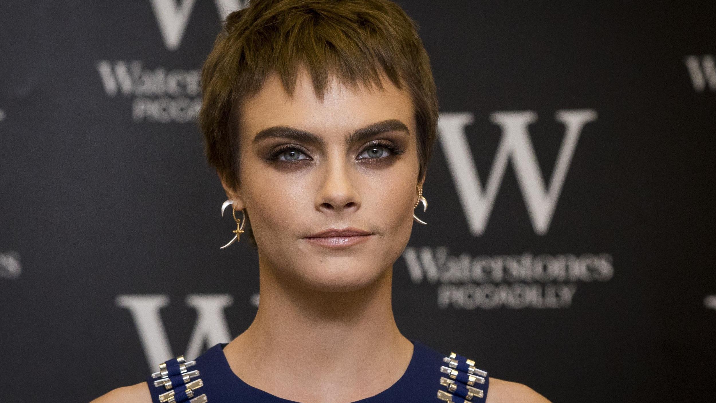 Спекотна актриса із Загону самогубців знялася топлес для реклами