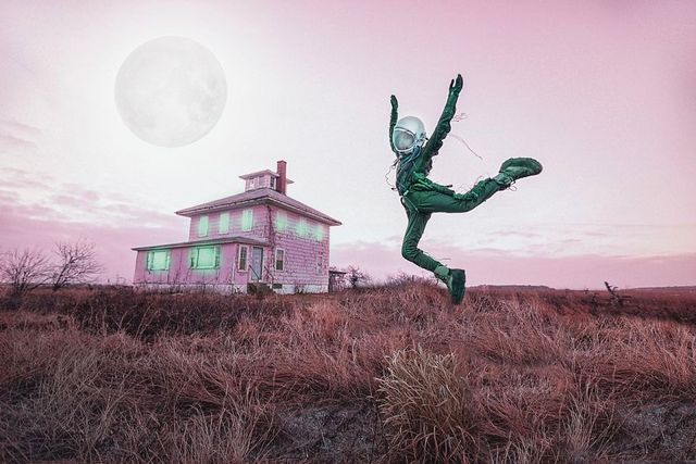 Повернення самотнього космонавта: ефектний фотопроект - фото 305236