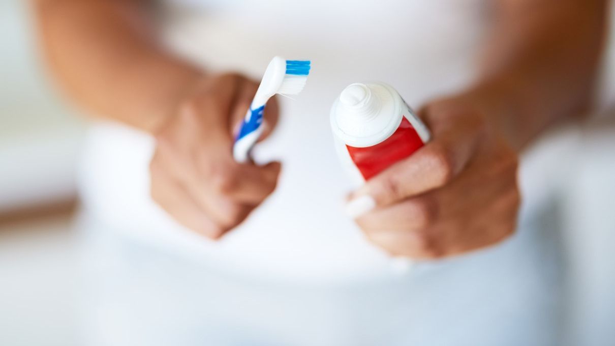 Знайте міру: забагато зубної пасти загрожує карієсом