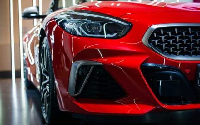 В Україні помічений розкішний спорткар BMW - фото 305539