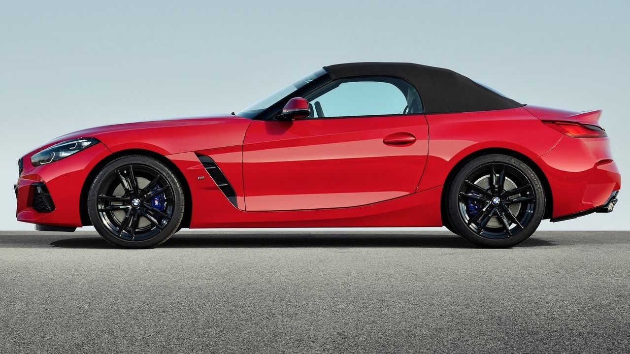 В Україні помічений розкішний спорткар BMW