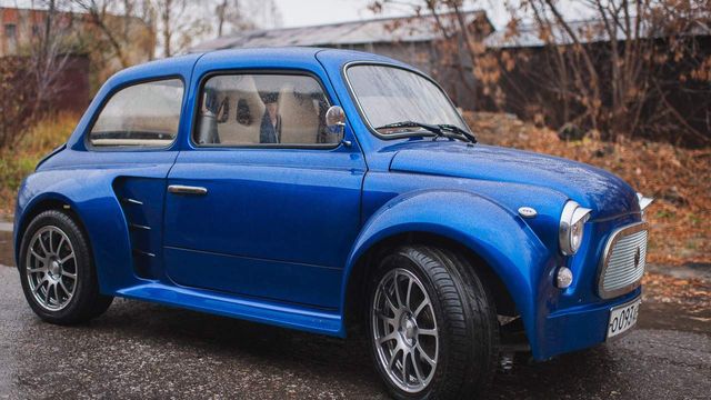 Умільці оснастили Запорожець вертикальними дверима від Tesla - фото 305915